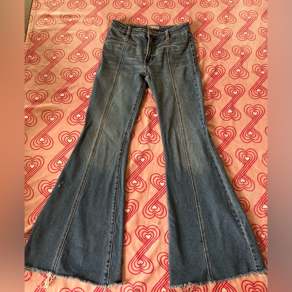 Women’s bell bottoms jeans SO